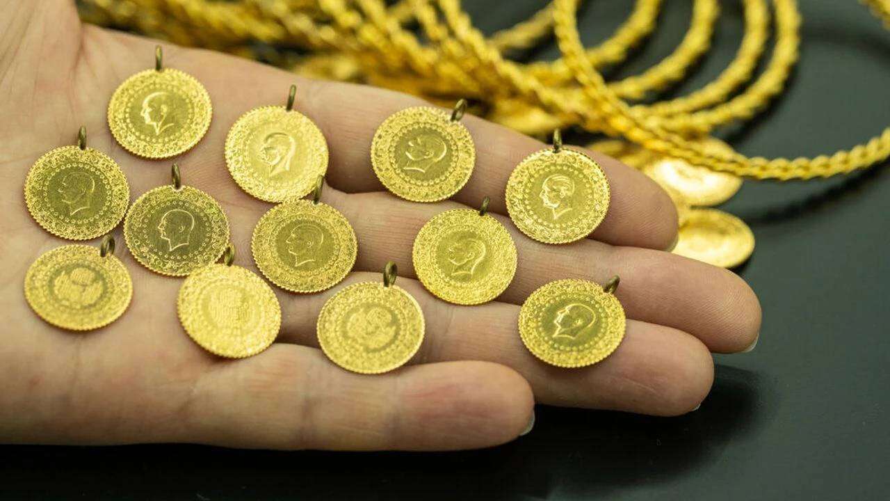 5 ay sonra bir ilk! Gram altın için ezber bozan tahmin: İslam Memiş gelecek hafta için o rakamı işaret etti 4